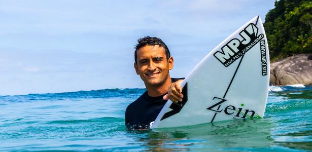 Surfe: Brasileiro busca elite mundial apoiado por projeto contra fake news